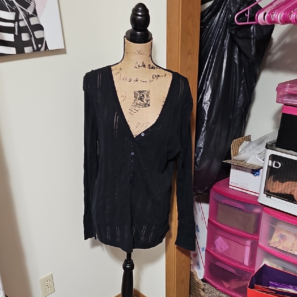 Black Button-Up Long Sleeved Top. Old Navy, Xxl. - Picture 1 of 2